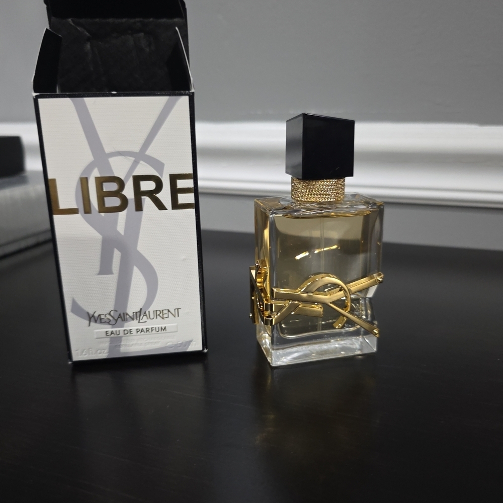 Yves Saint Laurent Libre Women's 1.6oz Eau de Parfum